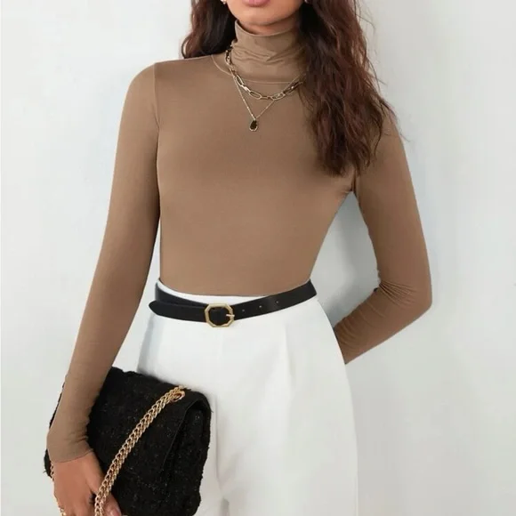 Boho casual high neck fitted top - Picture 8 of 15